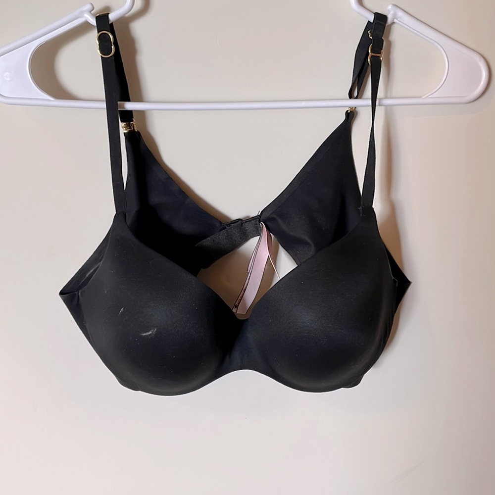 Brand New Victoria Secret women bra